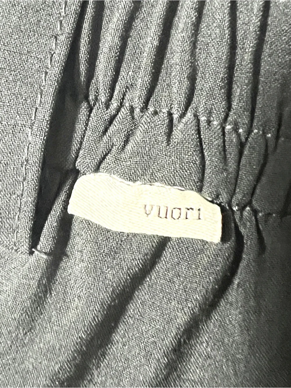 Vuori Optimist Shorts Black Stretch High Rise Elastic Back Pockets Size S